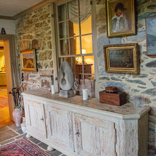 cabin mudroom & front entrance