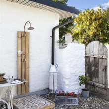 Outdoor shower