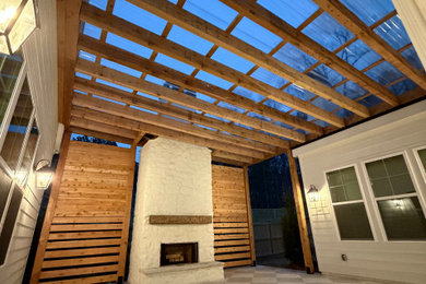 Inspiration for a large craftsman home design remodel in Atlanta