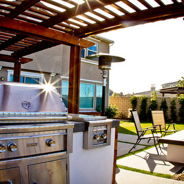 Del Sur 2 - Ample Lawn Space And A Kitchen To Entertain Outdoors