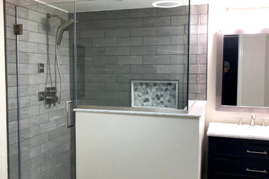 Bathroom - transitional bathroom idea in New York
