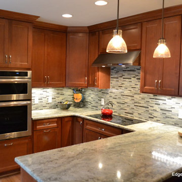Traditional Kitchen with Glass Backsplash