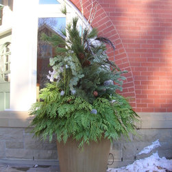 Seasonal Containers - Outdoor Pots And Planters