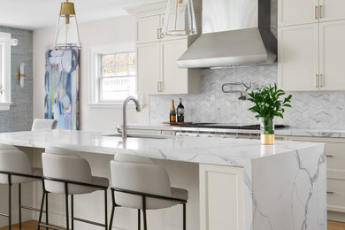 Inspiration for a contemporary kitchen remodel in New York