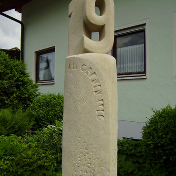 Hausnummer im Vorgarten