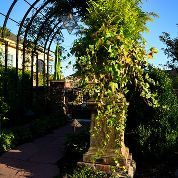 Corner lot Courtyard