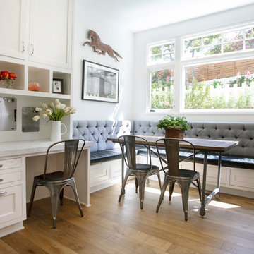Little Holmby Breakfast nook & desk