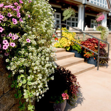 Gorgeous Clubhouse Patio Recharge