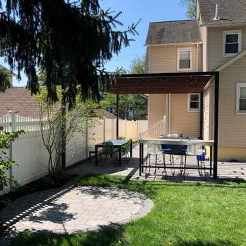 Englewood Shaded Garden