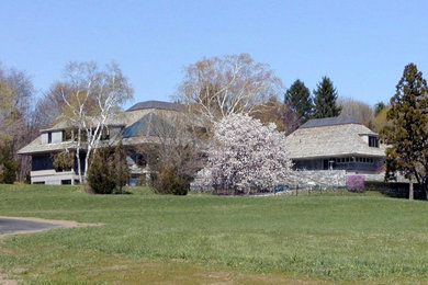 Woodbridge Contemporary Home