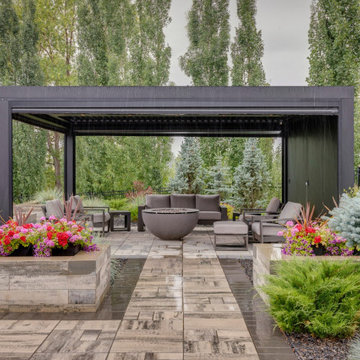 Freestanding Pergola with Phantom Screens & Pergola Over Deck Seating Area