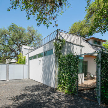 Bouldin Sisters - guest house exterior