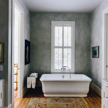 Roman Tub