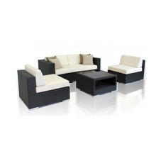 outdoor lounge