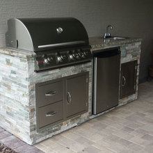 Outdoor kitchen