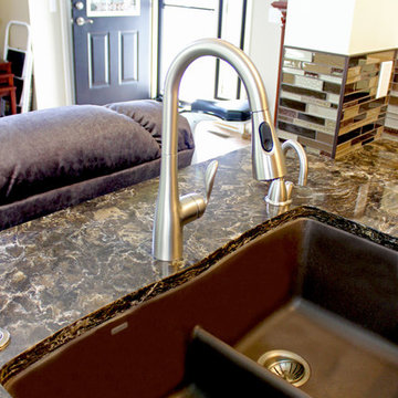 Cambria Laneshaw Countertop, Crystal Shores Mosaic Tile Backsplash ~ Brunswick