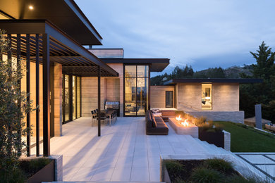 Example of a minimalist exterior home design in San Francisco