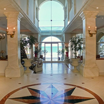 Waterfront Villa. Mediterranean. Villa Madonna on the beach. Cancun, México.