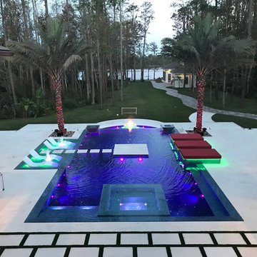 367 - Luxurious Pool with Fire Balls and Infinity Edge