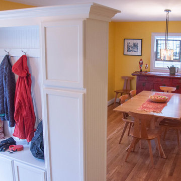Rockville dining room and entryway