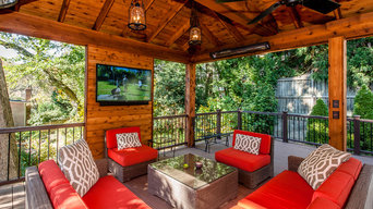 Gorgeous outdoor living room perfect for entertaining friends and family. Interi