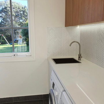 Mount Eliza - Laundry