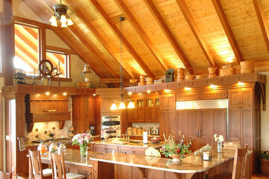 Country kitchen photo in Cincinnati