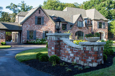 Traditional exterior home idea in St Louis
