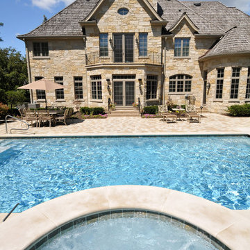 Northbrook, IL Compact Lap Swimming Pool and Hot Tub