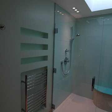 contemporary bathroom