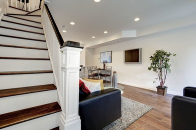 Example of a transitional home design design in DC Metro