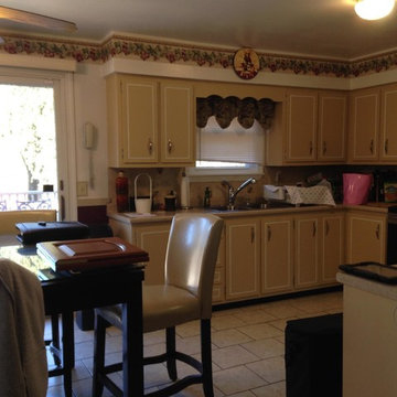 Kitchen (Before) Removed Dated Bulkhead