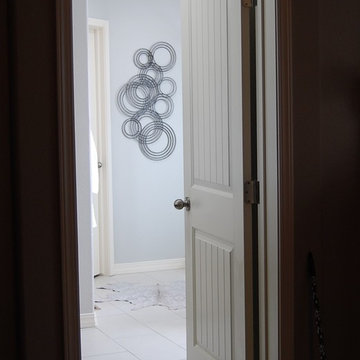 Pewter & White Masterbath