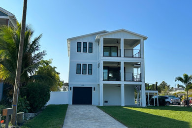 Example of a beach style exterior home design in Tampa