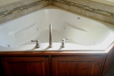 Elegant bathroom photo in Kansas City