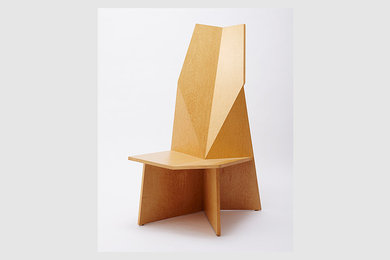 TSURU Design 笠松栄　鶴の折り紙をモチーフにした椅子。