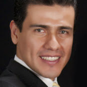 Enrique Lara's photo