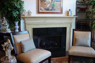 Inspiration for a timeless living room remodel in Philadelphia