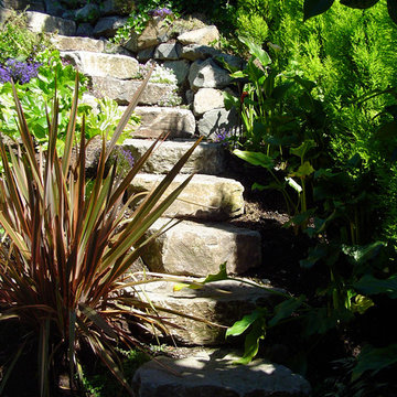 Queen Anne English Garden