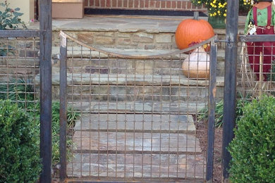 Design ideas for a rustic landscaping in Atlanta.