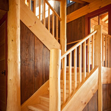 Stairs/Entrance