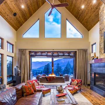 Rustic Mountain Retreat Great Room