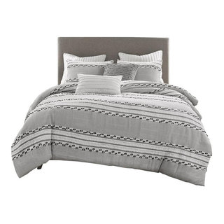 https://st.hzcdn.com/fimgs/8511658302a9dbf5_0805-w320-h320-b1-p10--transitional-comforters-and-comforter-sets.jpg