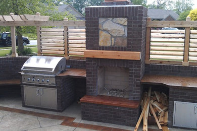 Inspiration for a timeless patio remodel in Indianapolis
