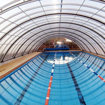 Retractable Pool Enclosures - Medium Height Designs