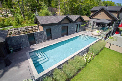 Inspiration for a contemporary exterior home remodel in Montreal