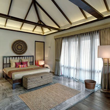 Essential Pairing: Beds With Ottomans, Benches