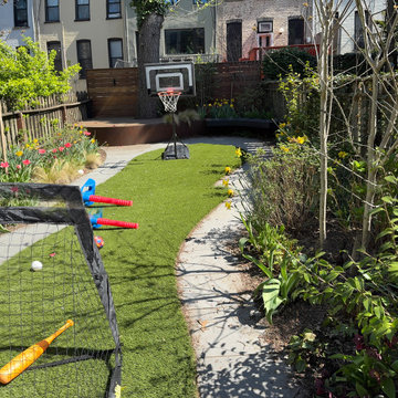 Park Slope curvy garden