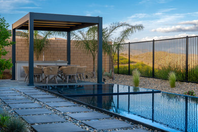 Example of a trendy pool design in Los Angeles