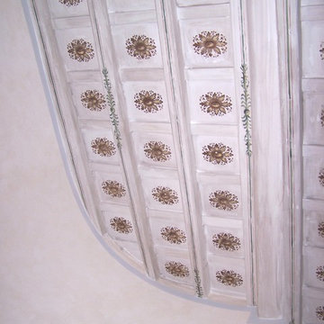 Decorazione di soffitti  e pareti del B&B "La Papessa" di Roma.
